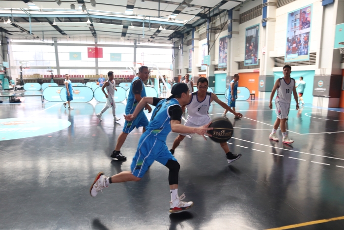 環(huán)湖路夢之隊（資源開發(fā)黨支部）VS曼巴精神隊（宜石、石瀘聯(lián)合黨支部） (5)