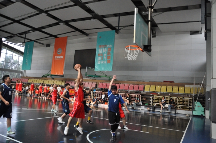 昆明高速隊（機關支部隊）VS東南繞悅暢高速籃球隊（東南繞黨支部） (3).JPG